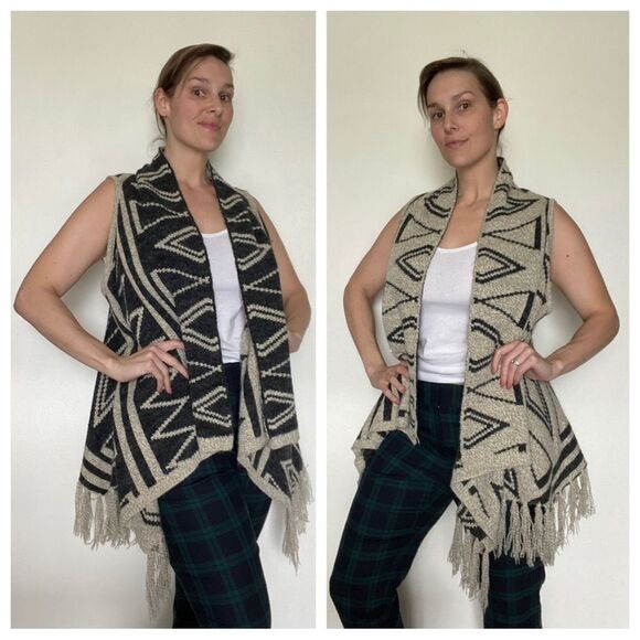 Dreamers Cardigan Sweater Vest Aztec Southwestern Poncho Reversible Small Medium - Picture 3 of 9